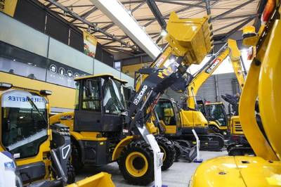 bauma CHINA 2020 創(chuàng)新向前！徐工小型鏟運(yùn)機(jī)械驚艷亮相，液壓動(dòng)力技術(shù)引領(lǐng)潮流